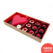 Corazón de chocolate con 9 bombones con corazón