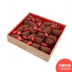 Caja de trufas de chocolate negro y mini corazones