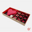 Corazón de chocolate con 9 bombones con corazón